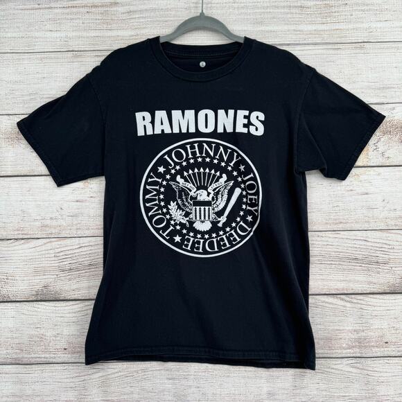 The Ramones Seal Logo Punk Rock T-Shirt Adult Small Black Hey Ho Lets Go - Picture 1 of 6